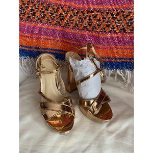 Wild Diva Lounge copper metallic platform sandals sz 6